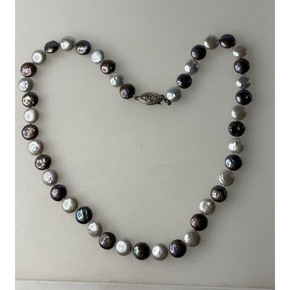 Baroque Pearl Necklace 18" With Sterling Silver Clasp In Iridescent Tones - Picture 6 of 8